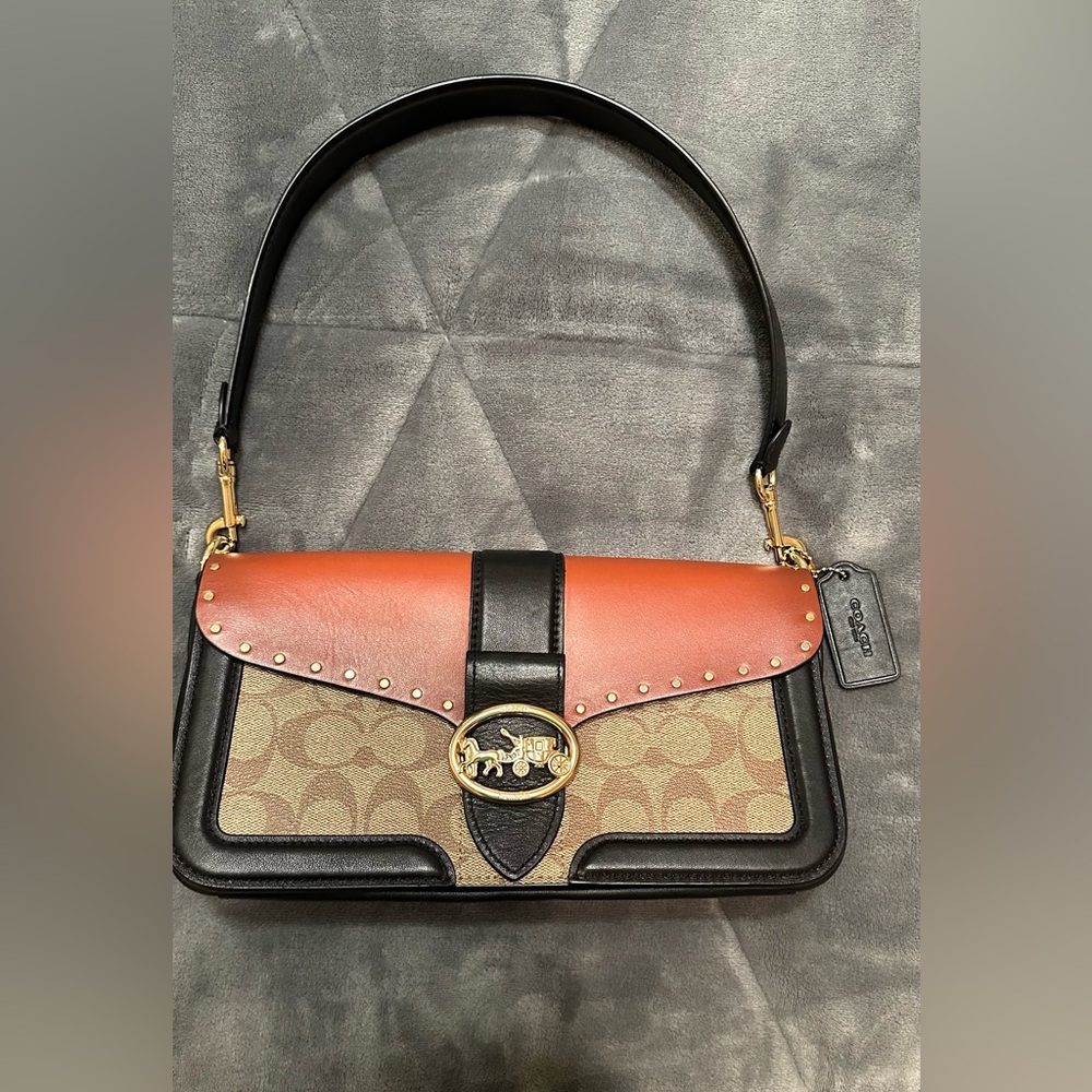 COACH SHOULDER HANDBAG - Picture 2 of 8